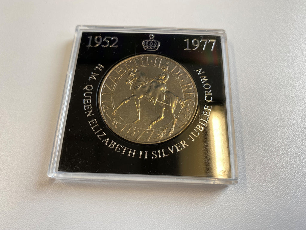 1952-1977 Silver Jubilee Crown Elizabeth II Commemorative Coin Uncirculated Case